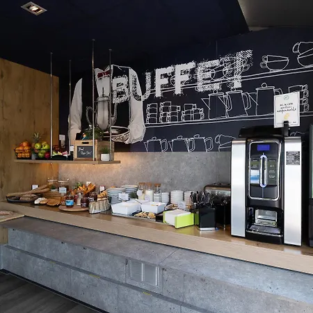 ホテル Ibis Budget Sud 2*