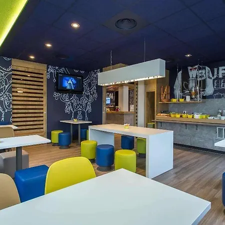 Hotel Ibis Budget Sud 2*