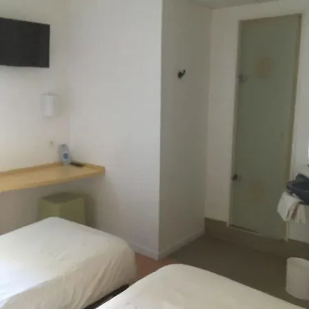 מלון Ibis Budget Sud פרפיניין