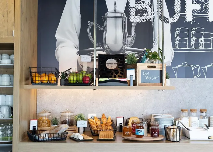 佩皮尼昂南宜必思快捷酒店 酒店 2*