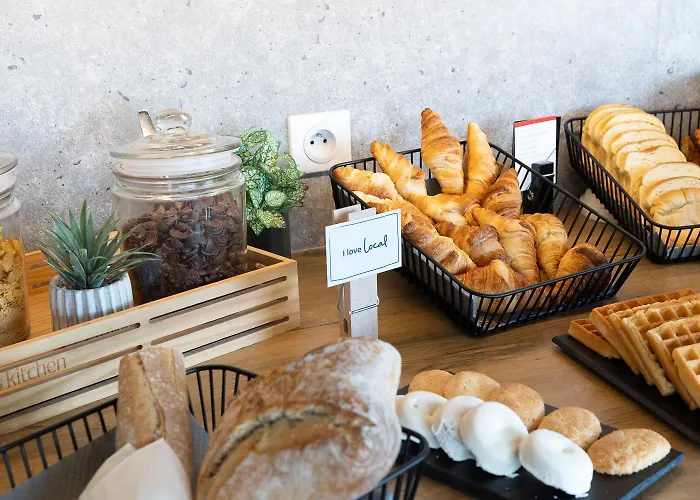 酒店 佩皮尼昂南宜必思快捷酒店