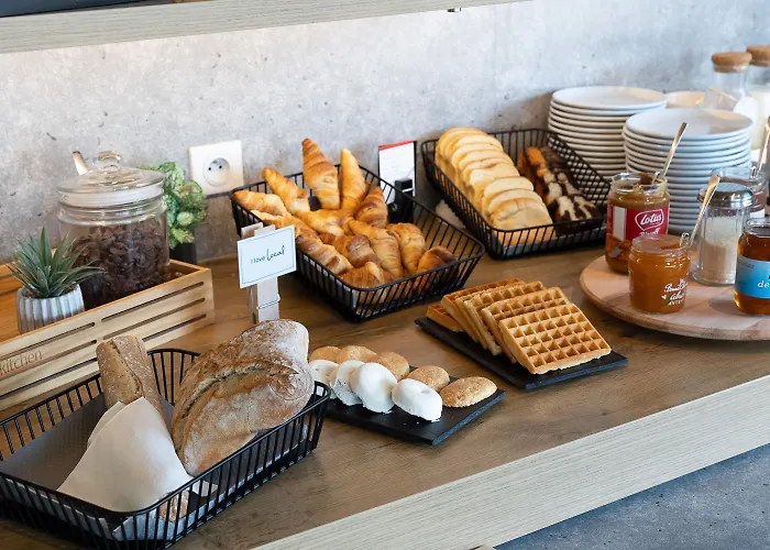 酒店 佩皮尼昂南宜必思快捷酒店 2*