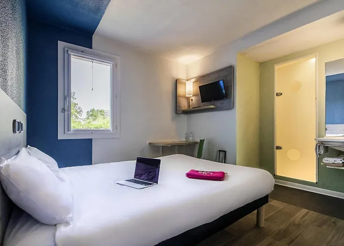 酒店 佩皮尼昂南宜必思快捷酒店